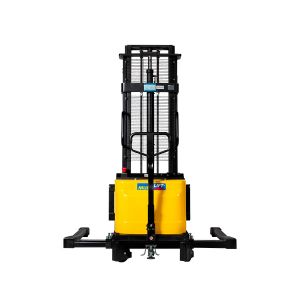 Apilador semielectrico de 1500 kg HSEW-1500N  3.5